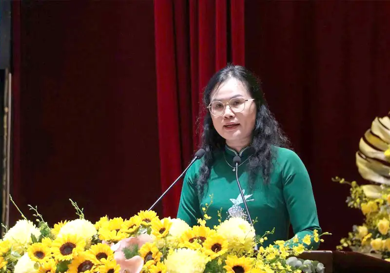 tphcm-thuc-day-hoc-tieng-anh-mau-giao